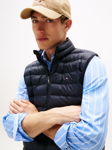 TOMMY HILFIGER Vesta – modrá