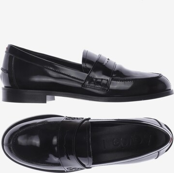 Aeyde Flats & Loafers in 37 in Black: front