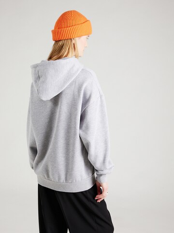 STUDIO SELECT Sweatshirt 'Chiara' i grå