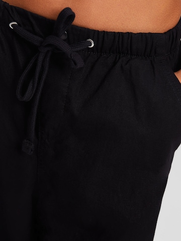 Bershka Wide leg Cargo Pants in Black