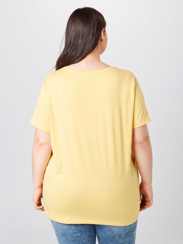 T-shirt ONLY Carmakoma en jaune