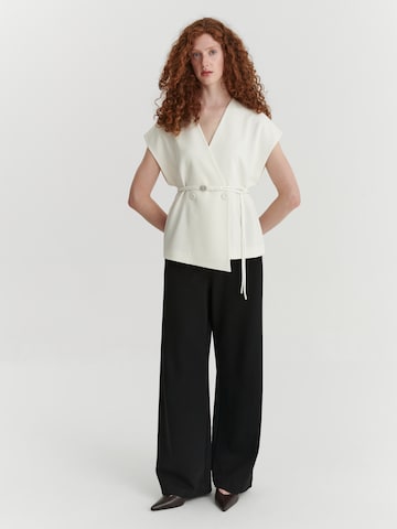 Gilet de costume 'Zakari' TATUUM en blanc
