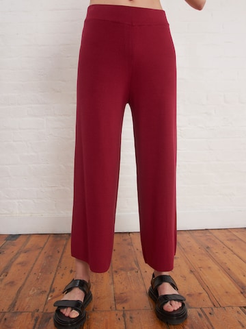 Aligne Pants 'Caius' in Red: front