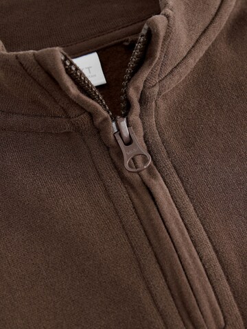 Next Sweatshirt in Bruin