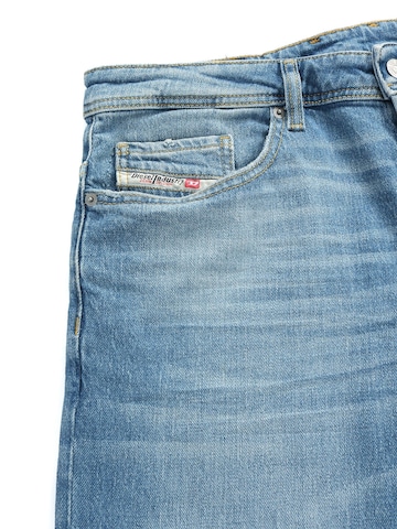 DIESEL Slimfit Jeans 'Straight SAFADO-X'‌ in Blau