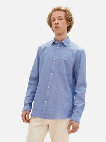 Coupe regular Chemise TOM TAILOR DENIM en bleu : devant