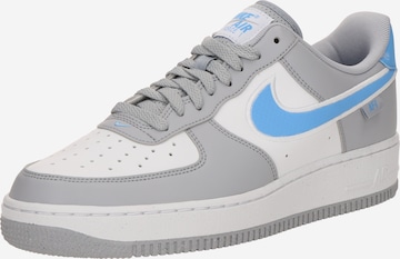 Nike SportswearNiske tenisice 'AIR FORCE 1 07' - siva boja: prednji dio