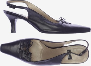 Stuart Weitzman Sandals & High-Heeled Sandals in 36 in Black: front