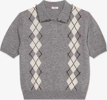 T-shirt oltre en gris : devant