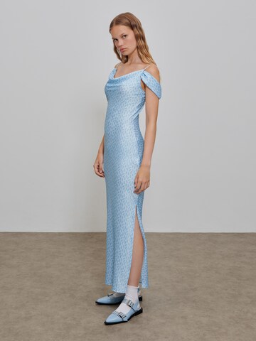 florence by mills exclusive for ABOUT YOU Estélyi ruhák 'Generosity' - kék