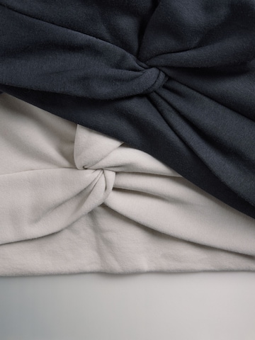 The Set Свитшот в Бежевый