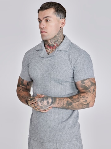 T-Shirt SikSilk en gris : devant