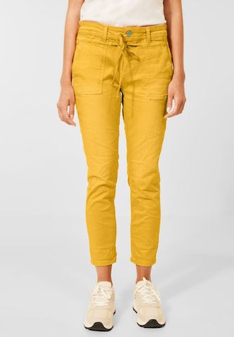 STREET ONE Slim fit Jeans in Yellow: front