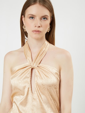 Influencer Top 'Tie up' in Gold