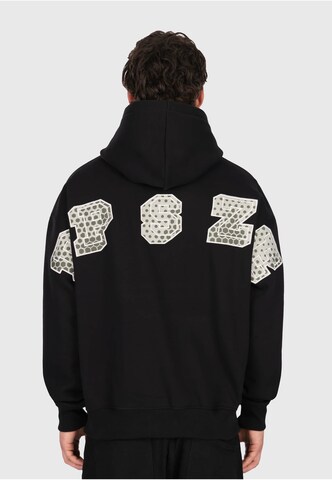 Dropsize Sweatshirt in Black: front