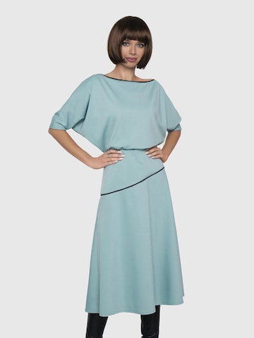 Robe Anushka en vert : devant