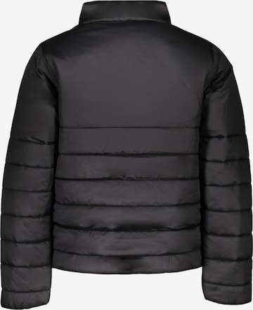 PUMA Performance Jacket in Black