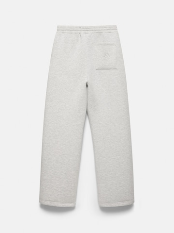 Baggy Pantaloni di Pull&Bear in grigio