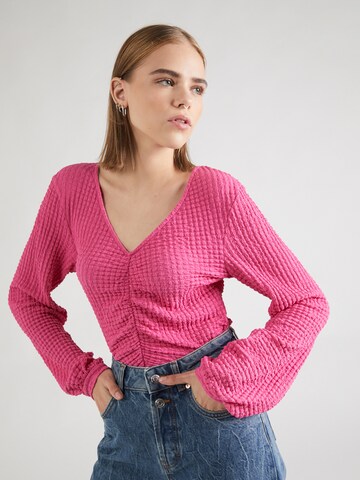 ONLY Μπλουζάκι 'MAI' σε ροζ: μπροστά