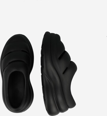 UGG Slip-Ons 'Sport Yeah' in Black