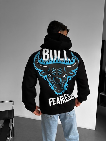 Kleidermafia Collegepaita 'Oversize Bull Fearless Hoodie - Black and Blue' värissä musta