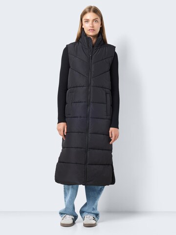 Noisy may Vest 'Dalcon' in Black: front