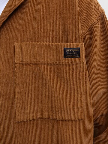 Fit confort Chemise 'JJCORDUROY' JACK & JONES en marron