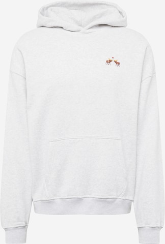 Sweat-shirt 'FESTIVE' Abercrombie & Fitch en gris : devant