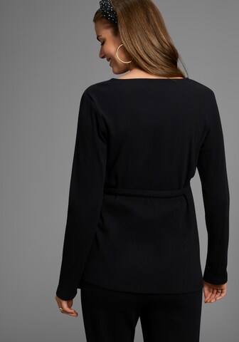 Neun Monate Shirt in Black
