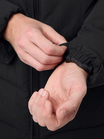 JACK WOLFSKIN Outdoorjacke 'Nordlight' in Schwarz