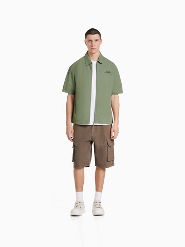 Bershka Comfort fit Koszula w kolorze zielony