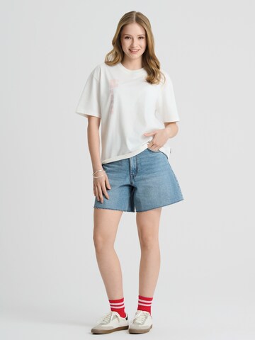 NoWear Shirt in White: front