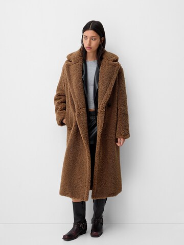 Manteau mi-saison Bershka en marron : devant