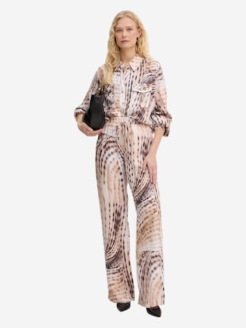 GUESS Wide leg Pants 'DALIA FLUID' in Pink: front