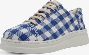 Baskets basses ' Twins ' CAMPER en bleu : devant