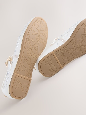Ballerines Baker by Ted Baker en blanc