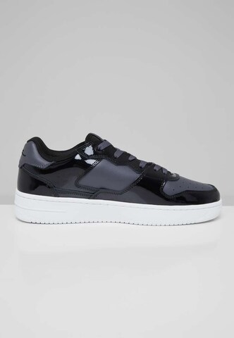 Karl Kani Sneakers in Grijs