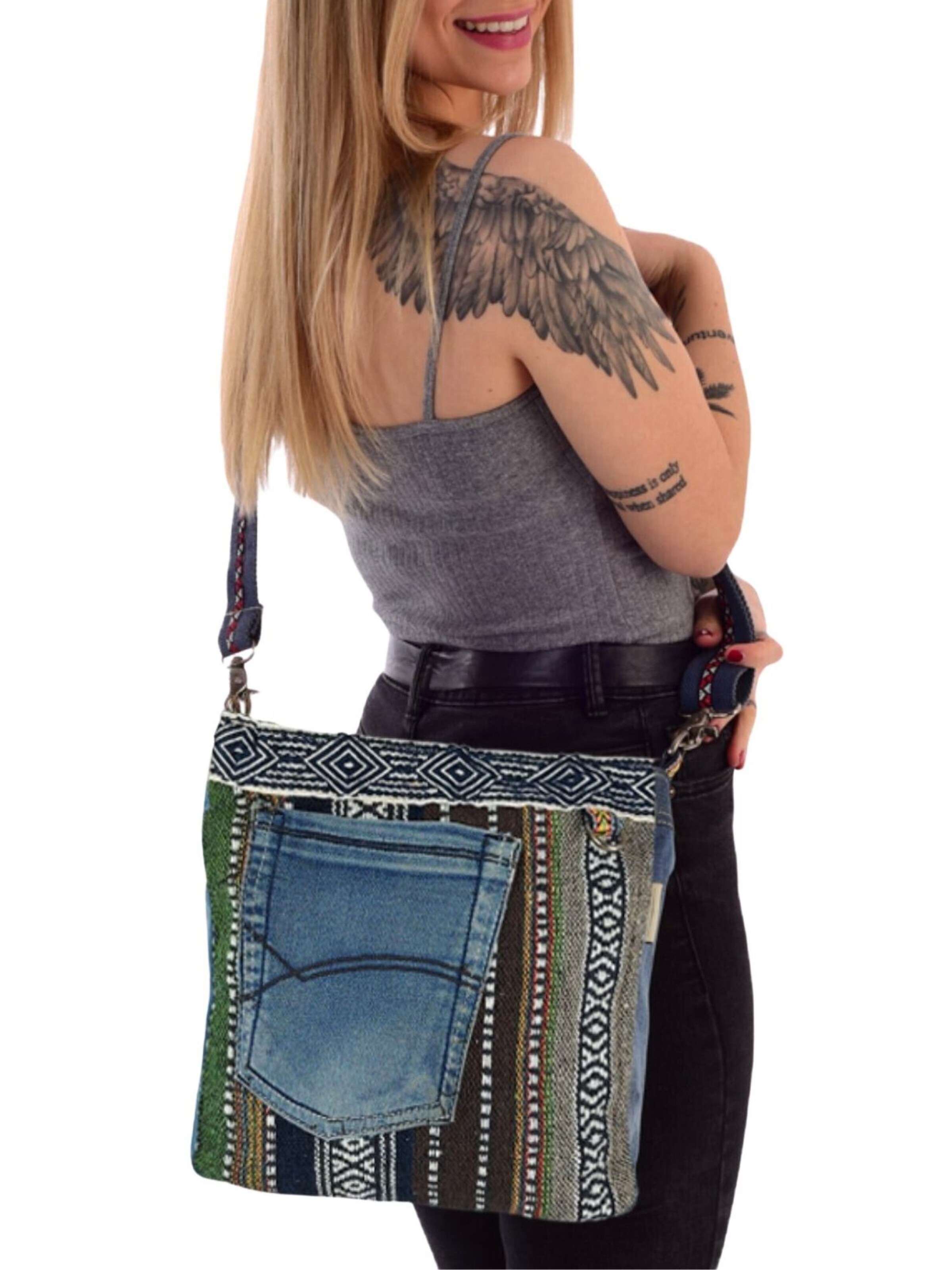Sunsa Crossbody Bag 'Sunsa' in Blue