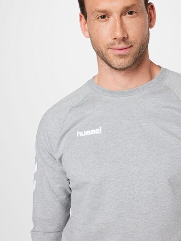 Hummel Sportsweatshirt in Grau