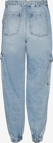 VERO MODA - Tapered Calças de ganga cargo 'Ella' em azul