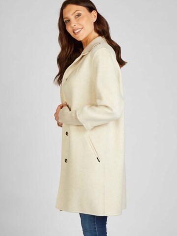 Funk since 1776 Between-Seasons Coat in Beige