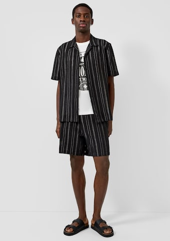 QS Regular Fit Hemd in Schwarz