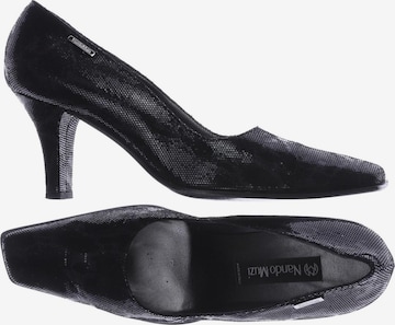 Nando Muzi Pumps 38,5 in Schwarz: predná strana