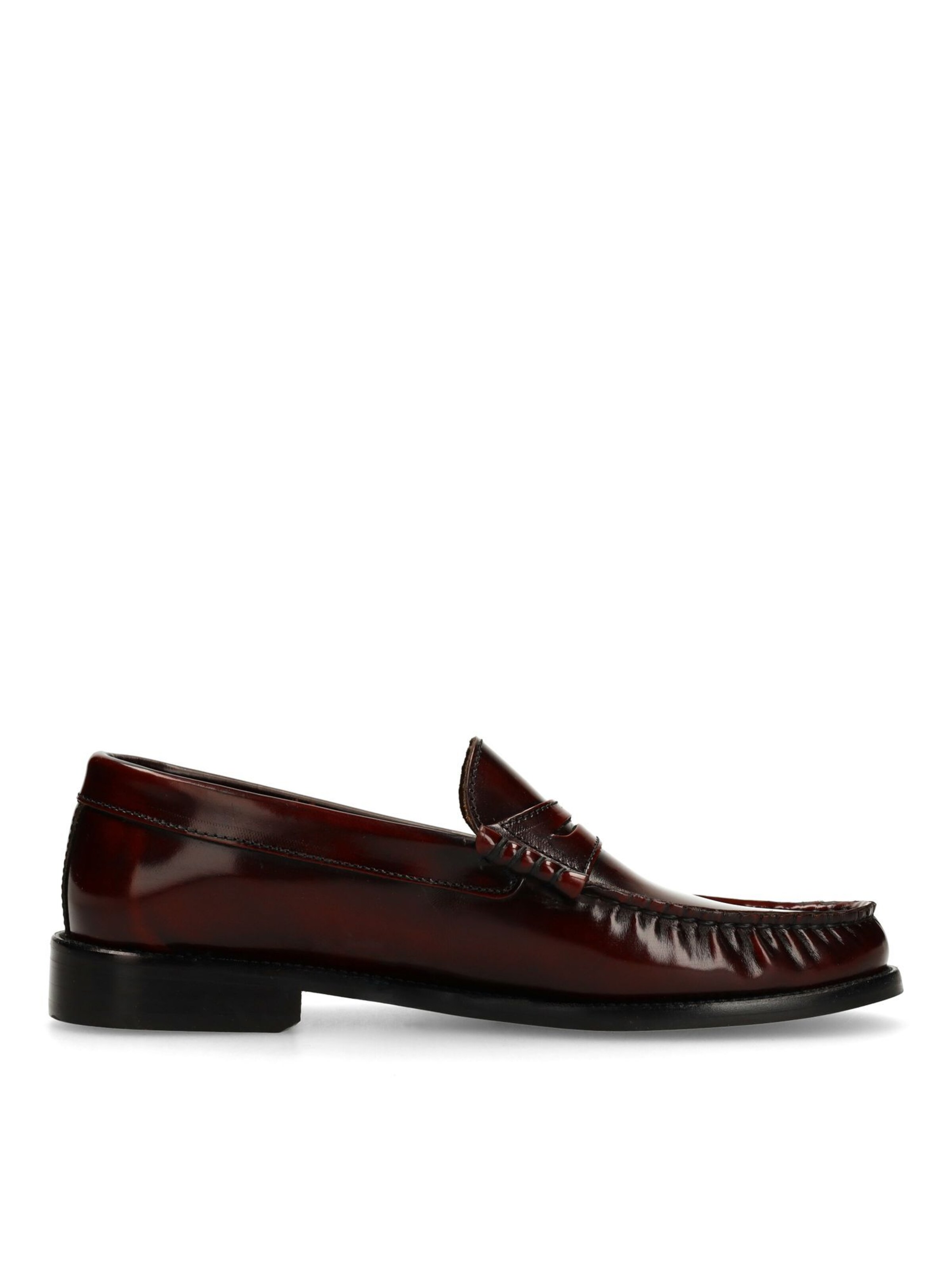 Chaussure basse MANFIELD en rouge