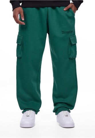 Loosefit Pantaloni sportivi di Dropsize in verde: frontale