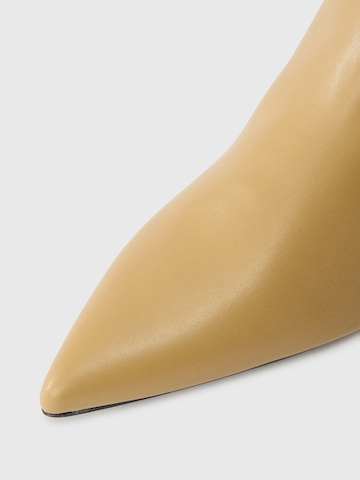 Raid Saabas 'ALISHA', värv beež