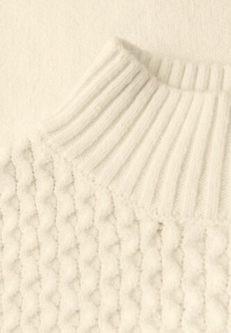 STREET ONE Sweater in Beige