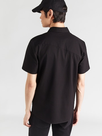 Volcom - Regular Fit Camisa 'EVERETT' em preto