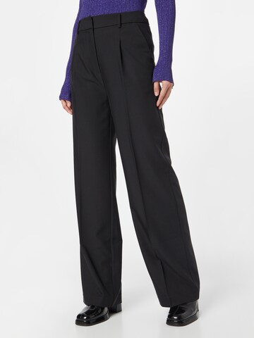 Another Label Wide leg Pleated Pants 'Gianna' in Black: front