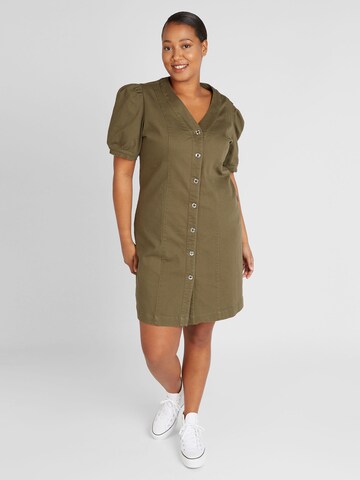 Vero Moda Curve Shirt Dress 'WILD' in Green: front